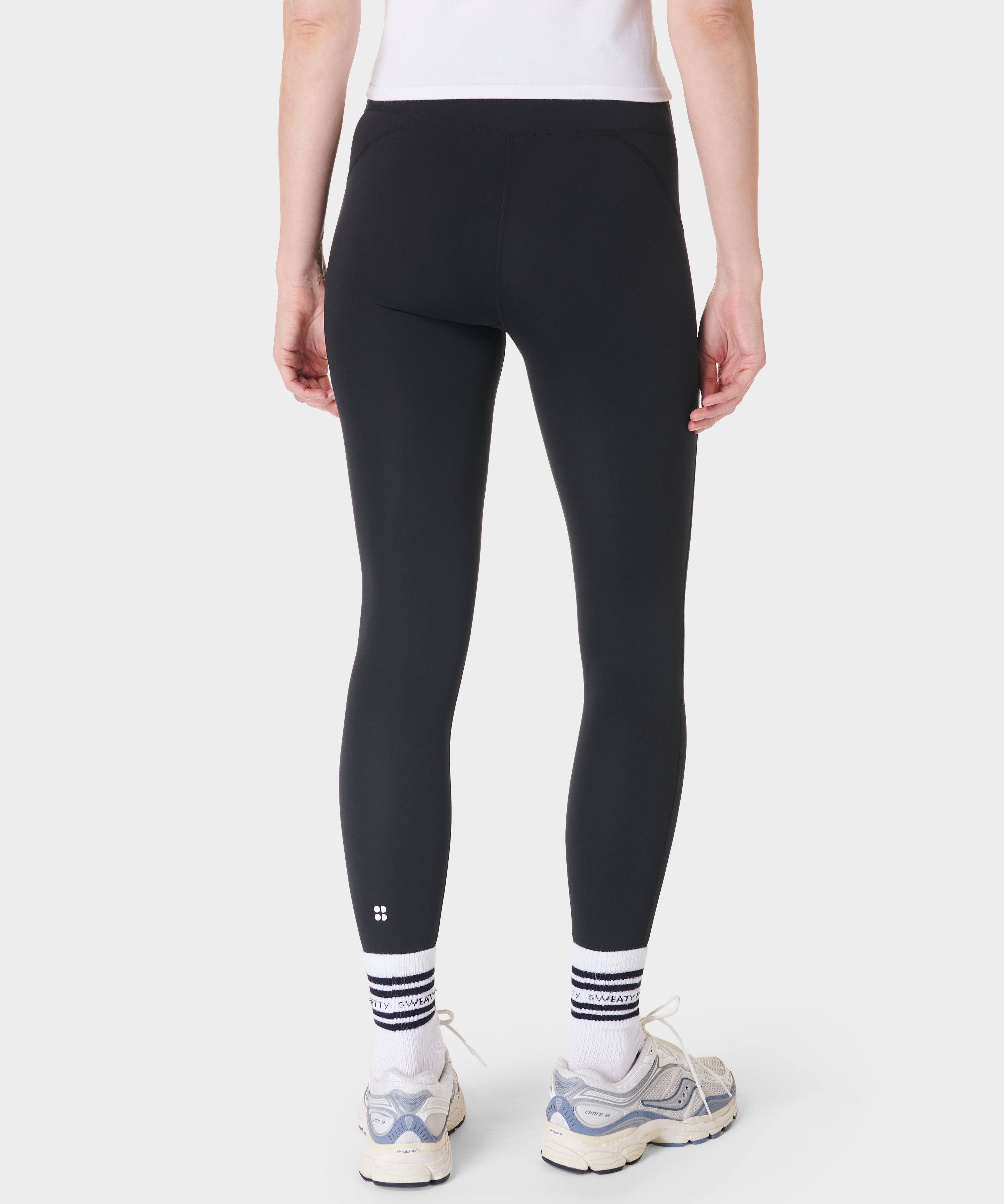 sb10159_black_fulllength_2.jpg