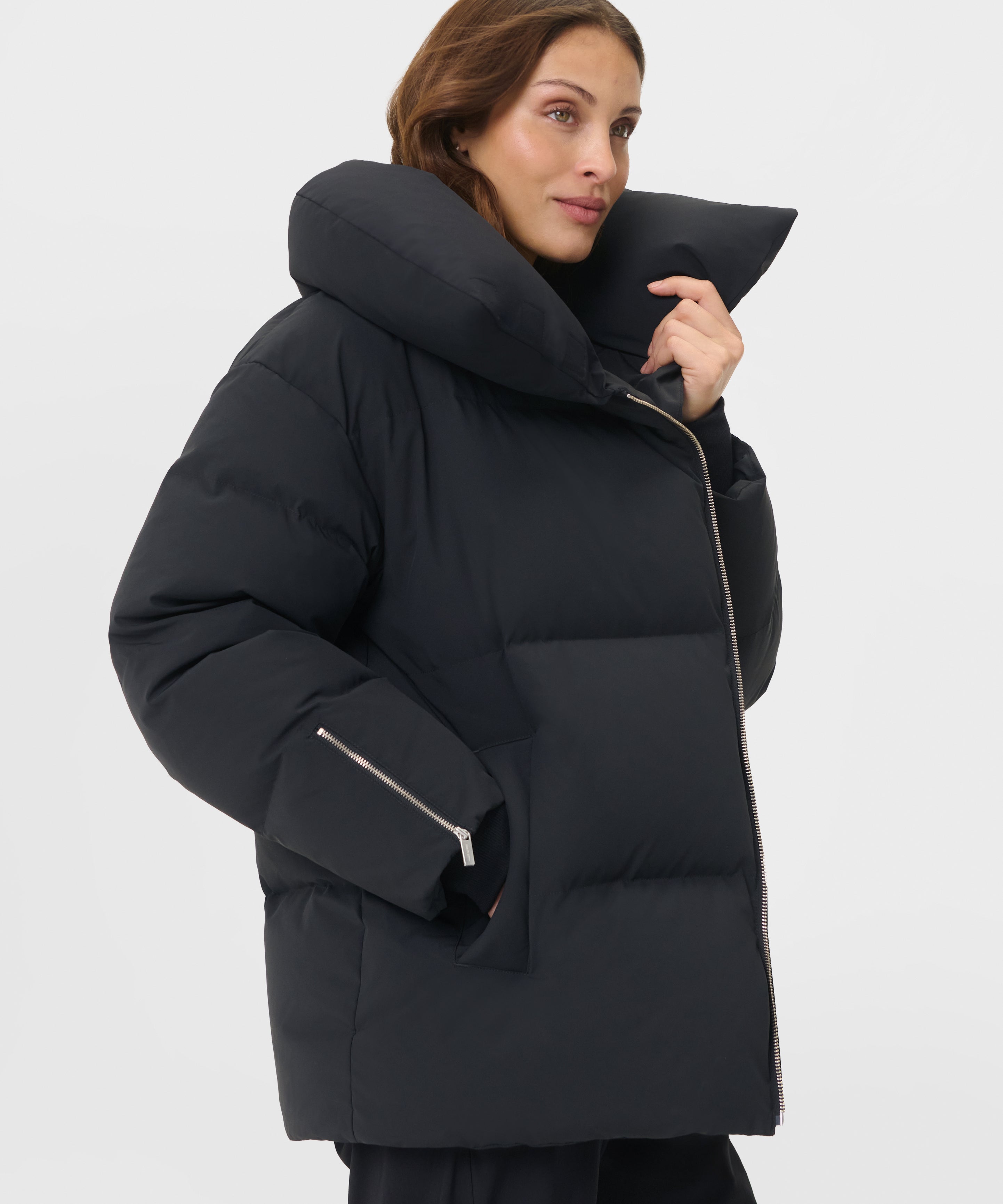 sb10330_black.jpg