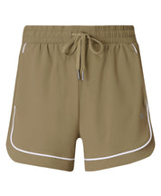 Explorer Track Piped Short