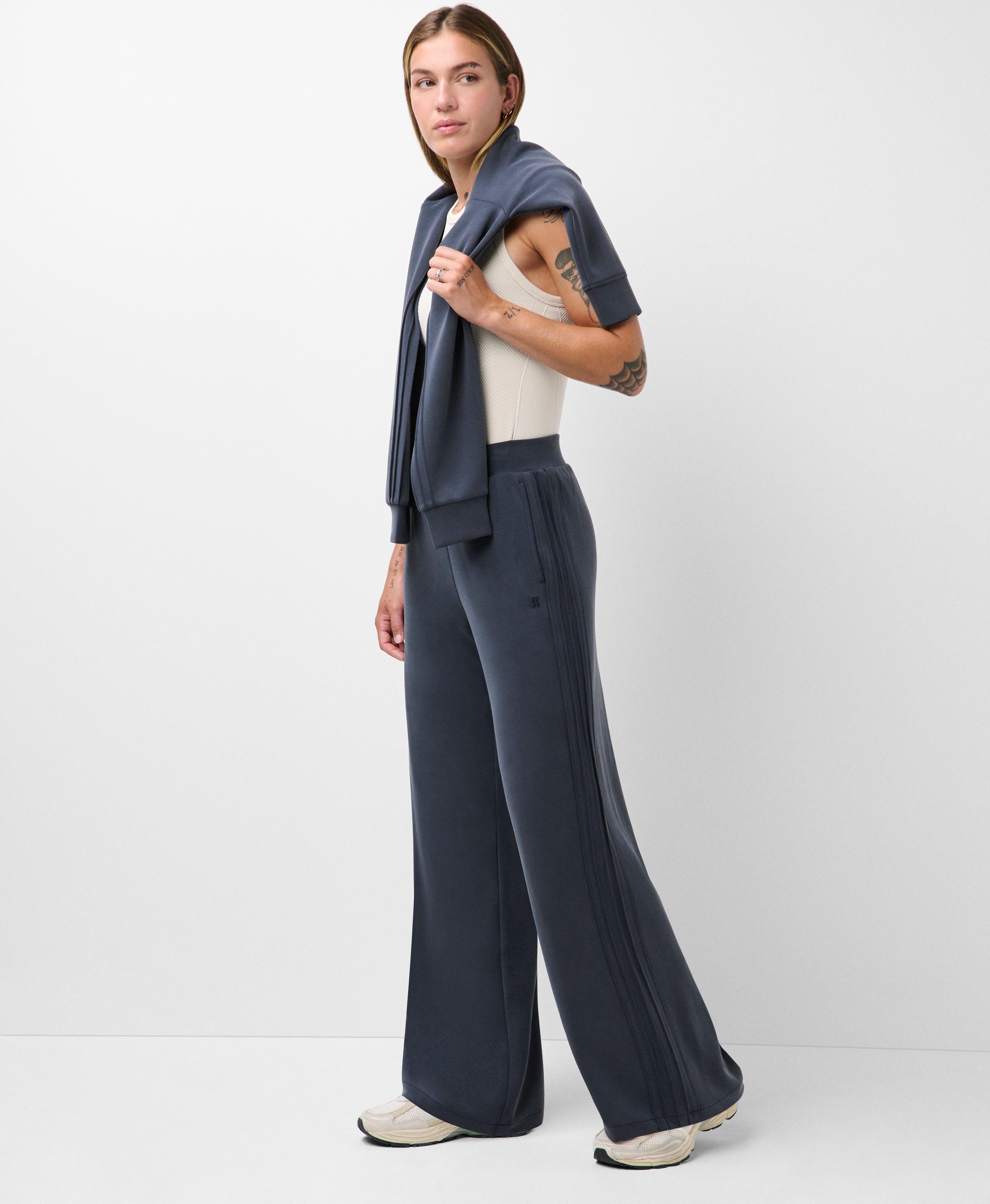 Sand Wash Wide Leg Pintuck Trouser