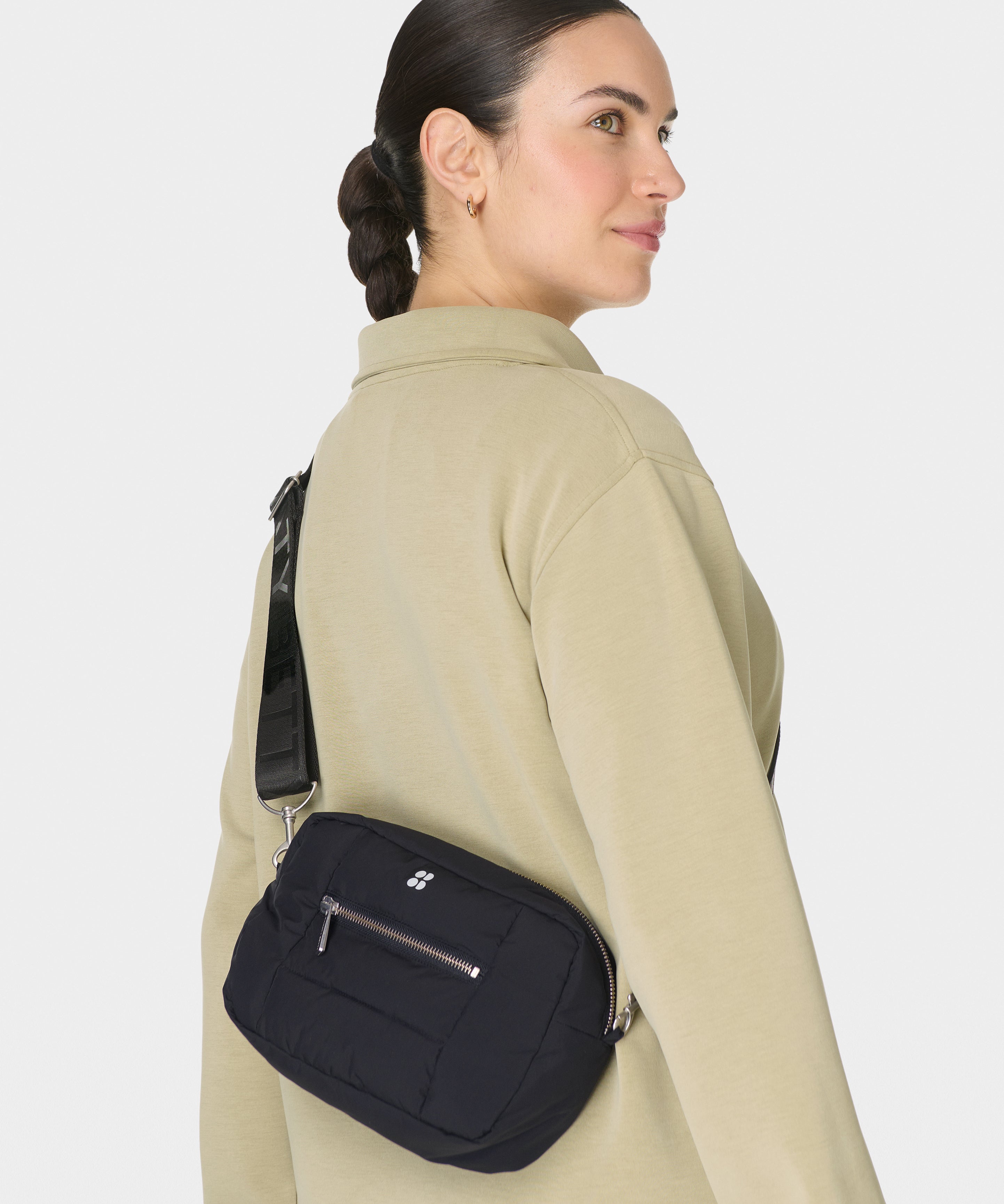 sb10472_black_1.jpg