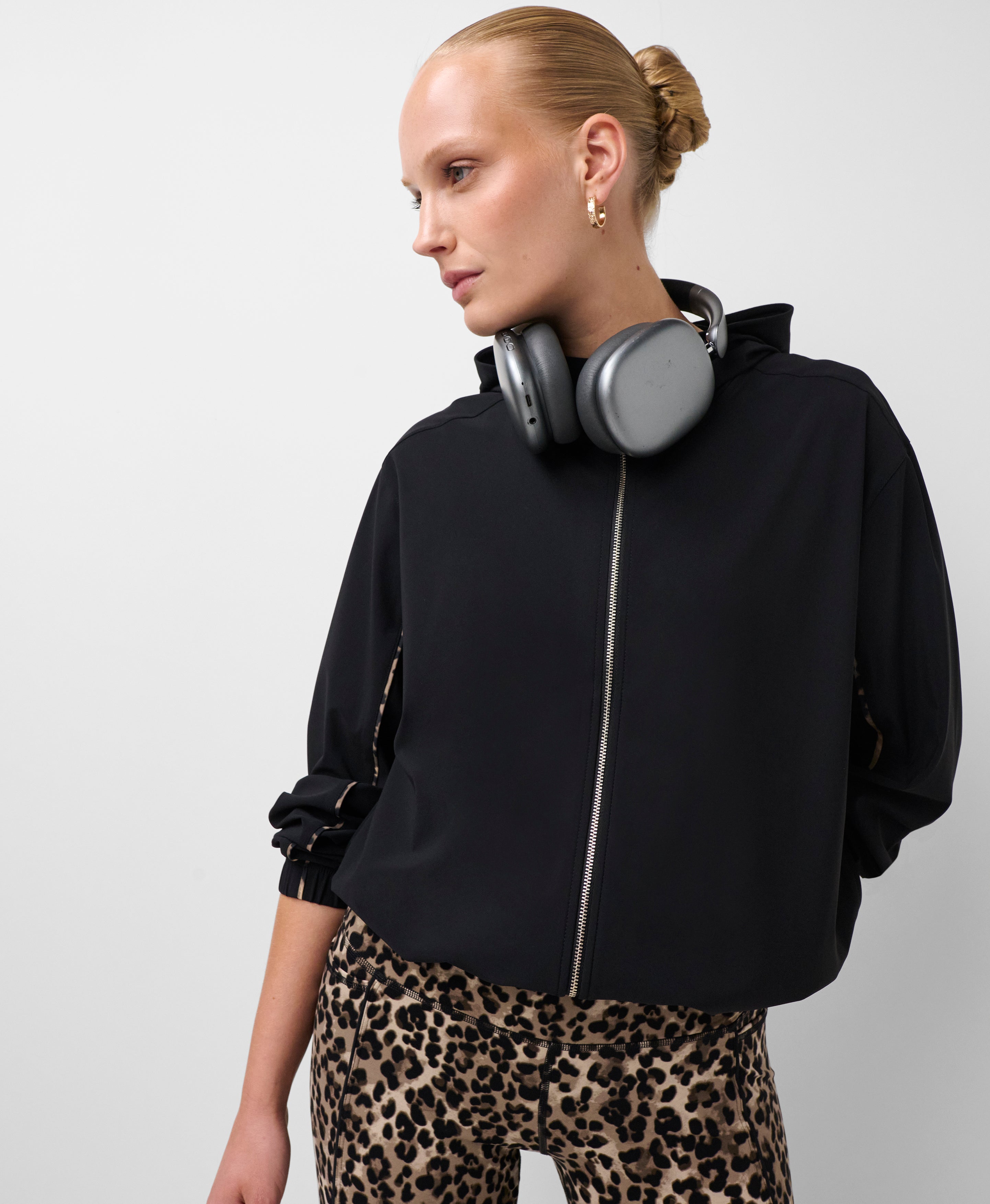 Explorer Cropped Zip Up