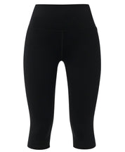 Ultimate Studio Capri Leggings