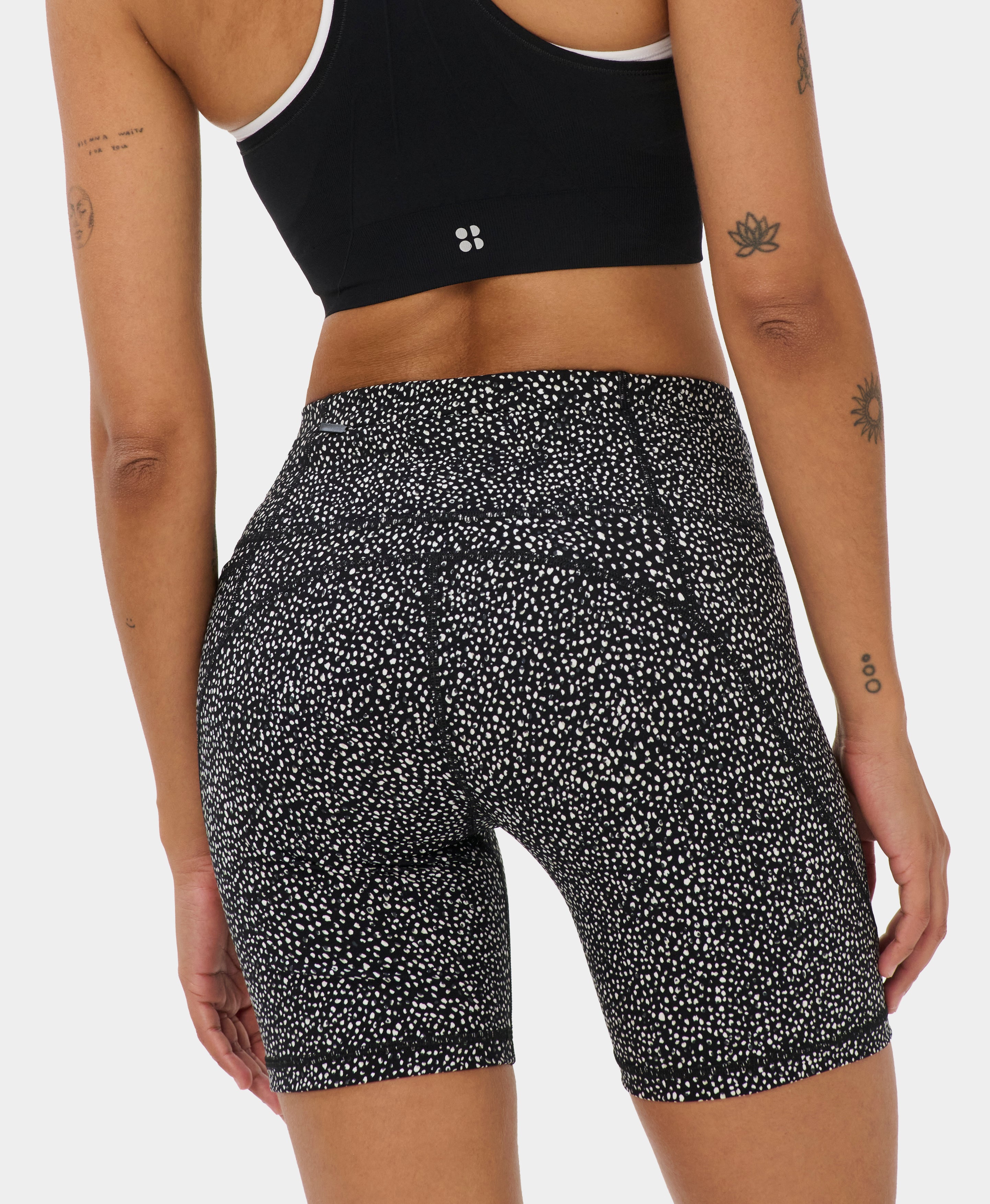 Power 6" Biker Shorts