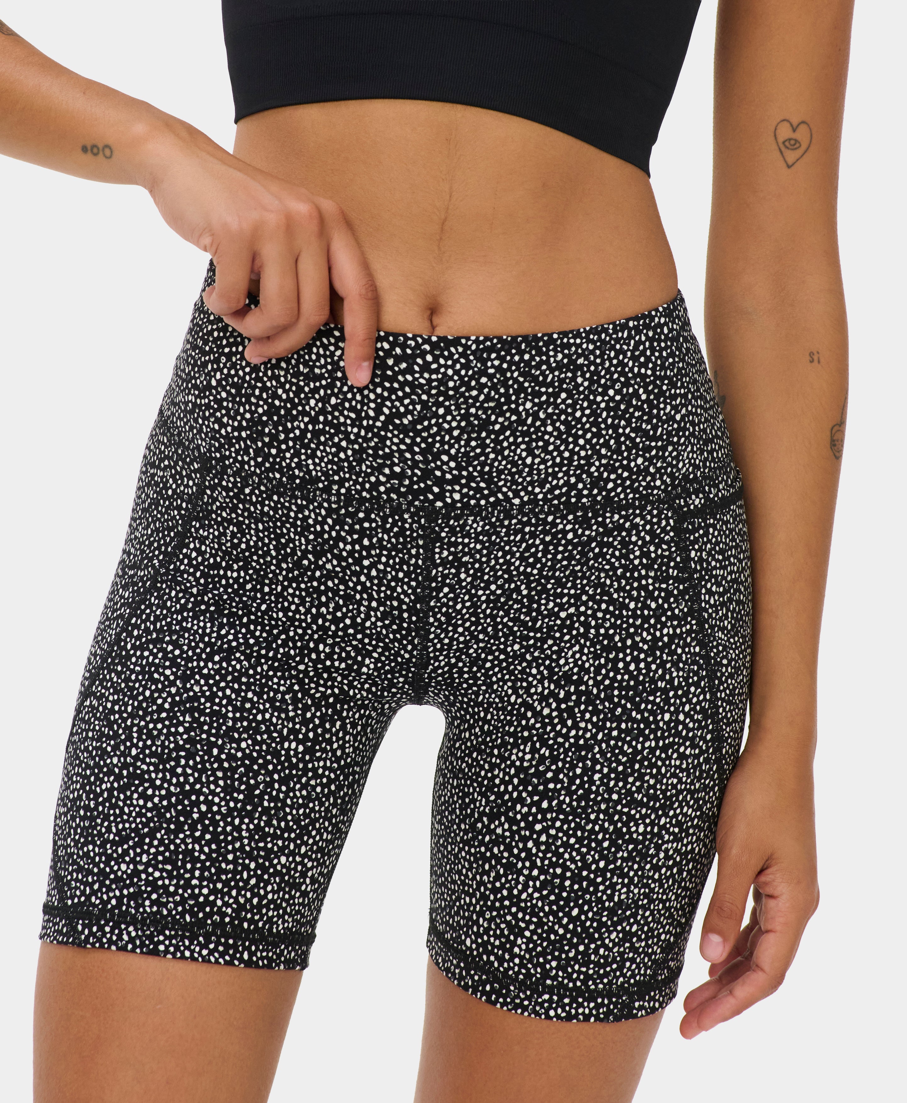 Power 6" Biker Shorts