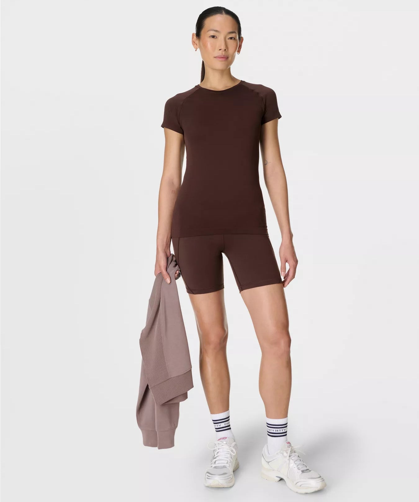 sb4822p_sablebrown_6inseam_1.webp