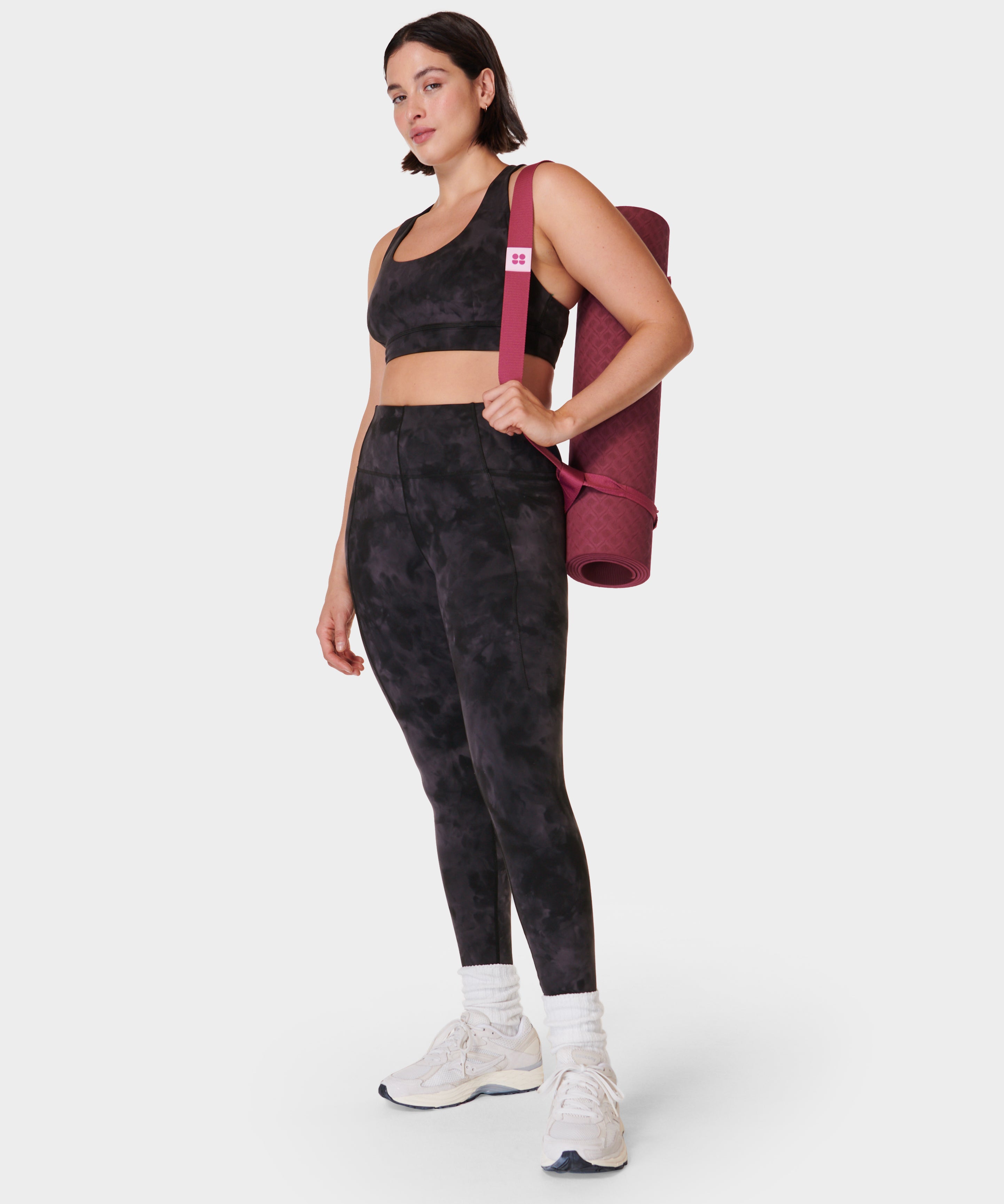sb6916_blackspraydyeprint_78length.jpg
