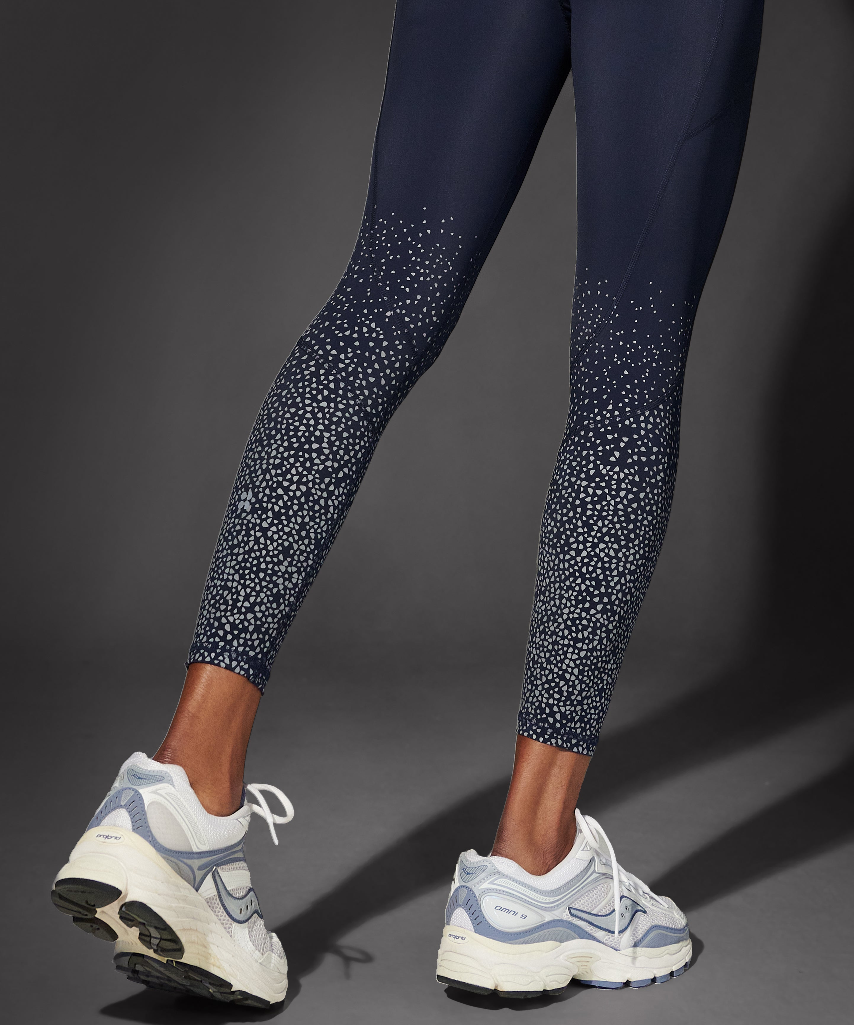 sb9187_bluefleckreflectiveprint_78length_1.jpg