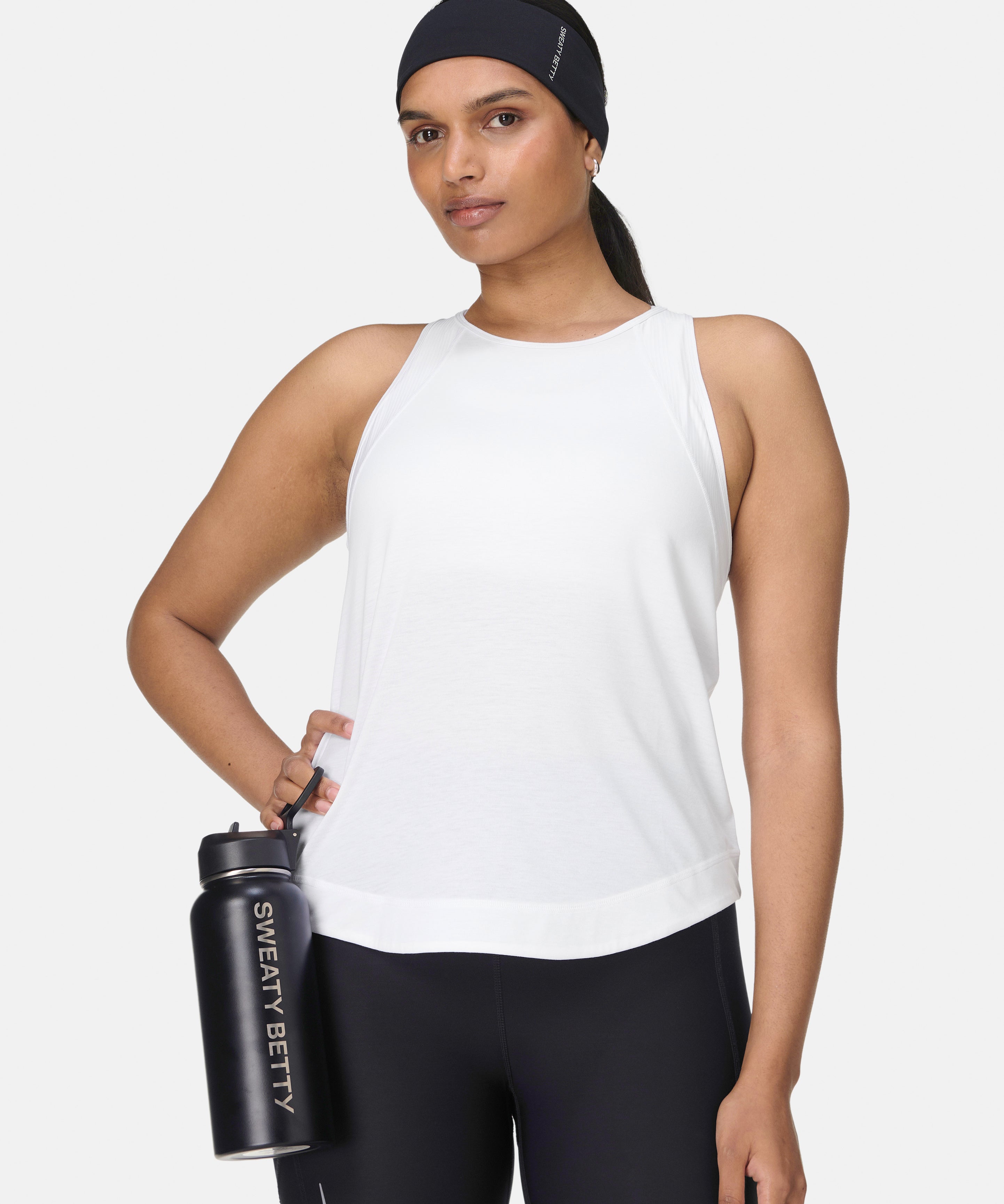 sb9895_white.jpg