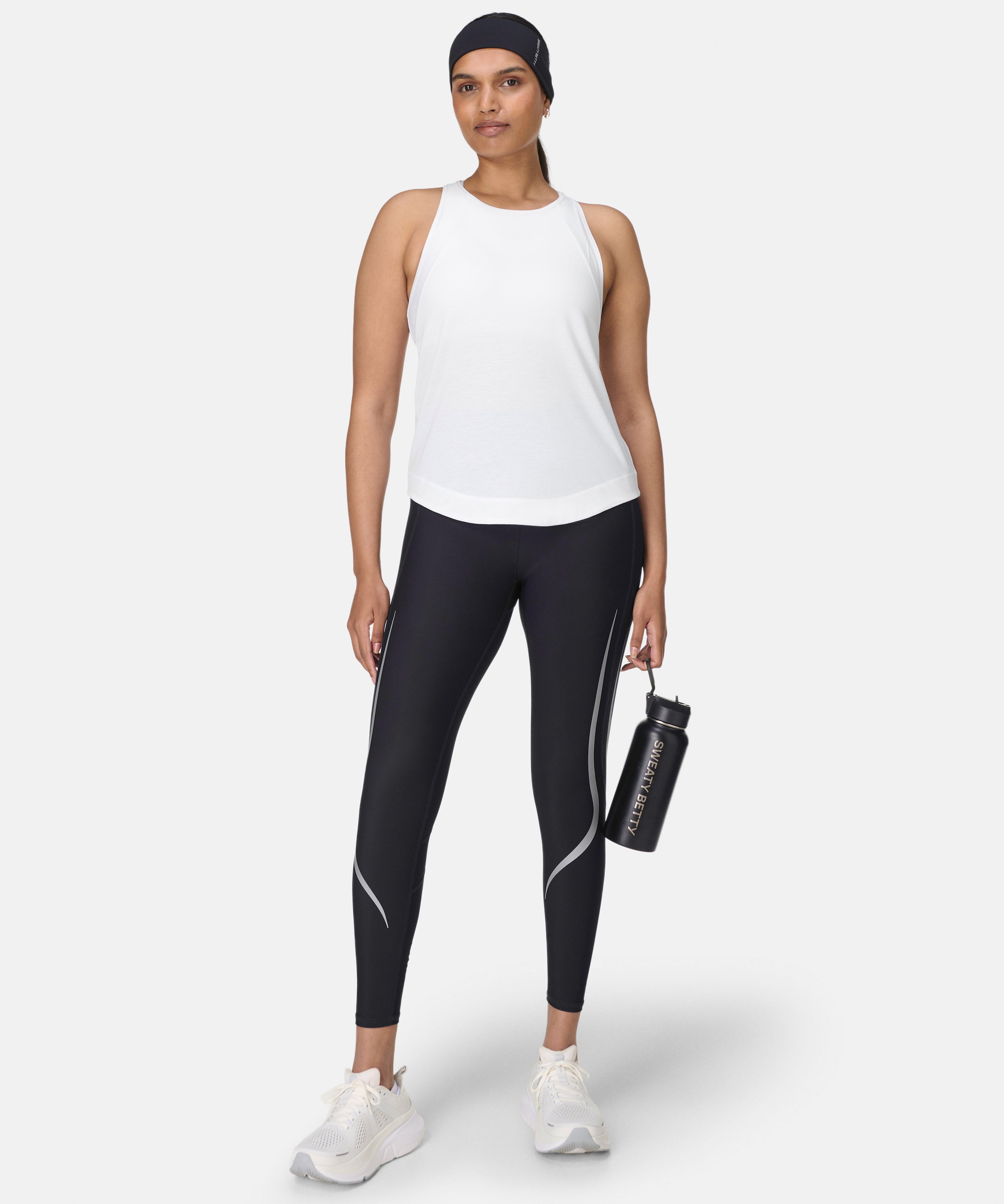 sb9895_white_1.jpg